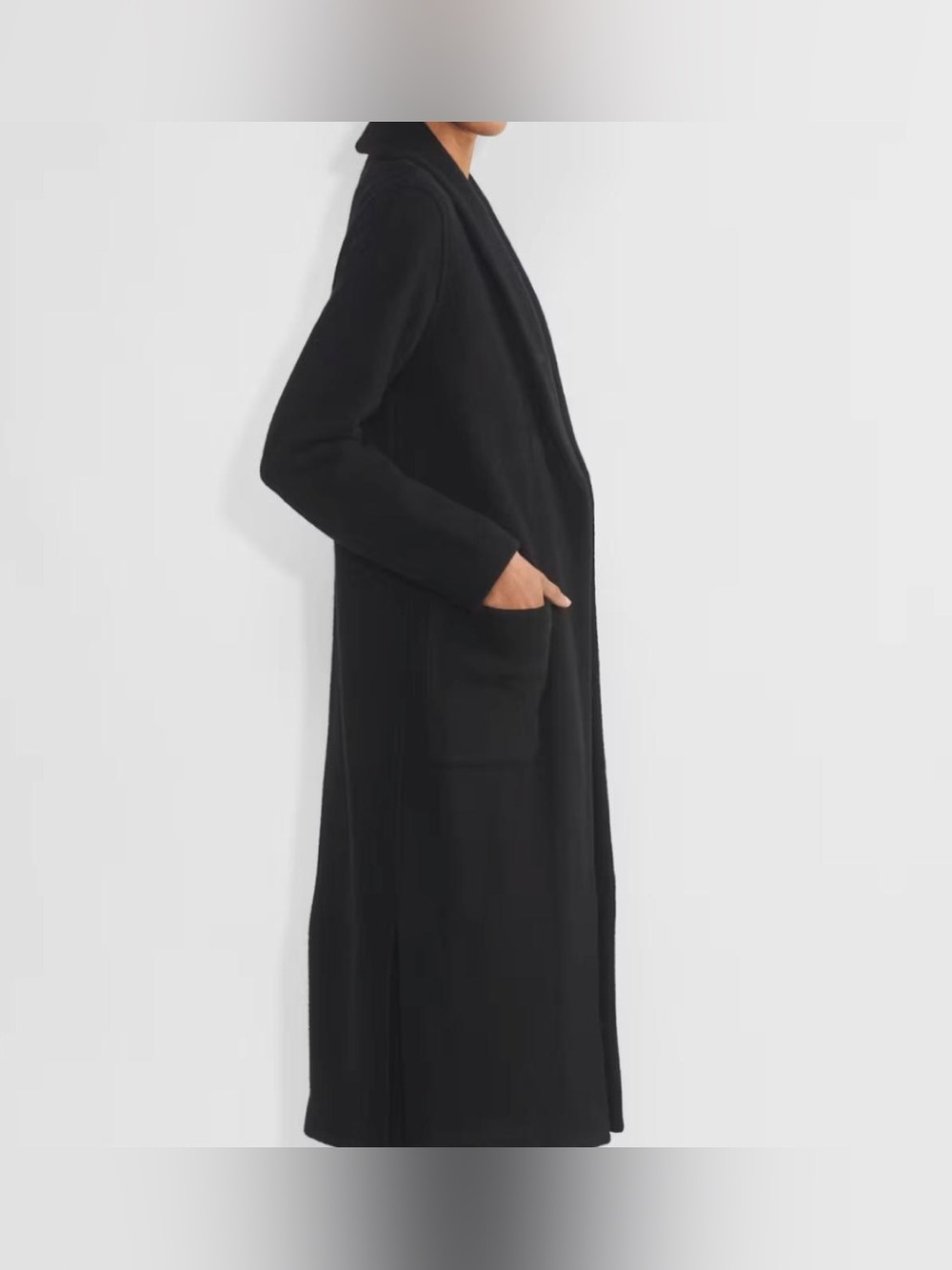 Babaton Black Open-Front Long Trench Coat
P2p 24 by Aritzia